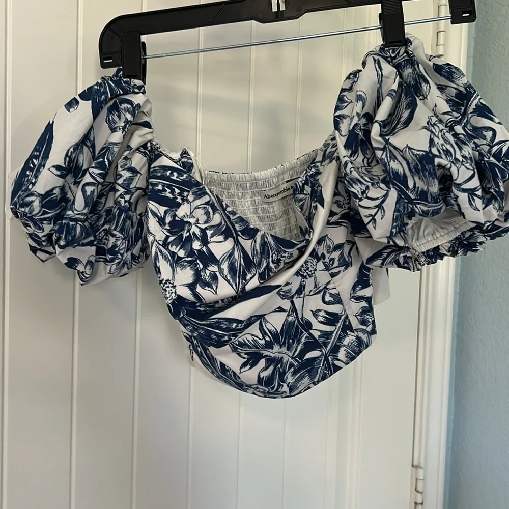 Abercrombie & Fitch Blue and White Floral Maxi Dress